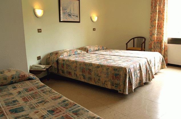 Hotel Hostal Del Sol Sant Feliu de Guíxols Eksteriør billede
