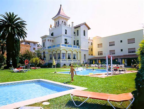 Hotel Hostal Del Sol Sant Feliu de Guíxols Eksteriør billede